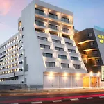 Modern Family Apartment Next To The Sea - By Edom